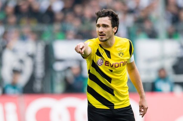 M.U nhận tin dữ, Mats Hummels sẽ ở lại Dortmund
