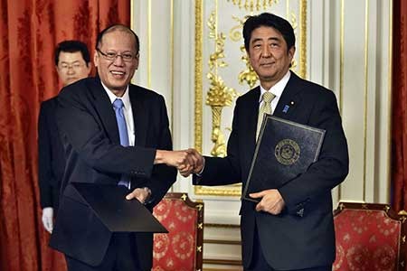 Abe-Aquino cùng phản đối Trung Quốc