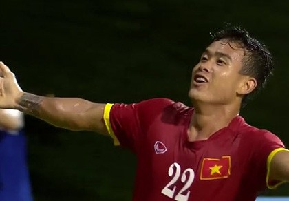 Vất vả vượt qua U23 Lào, U23 Việt Nam đòi lại ngôi đầu bảng