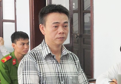 Phạt 3 năm tù nhà báo dỏm quay phim tống tiền CSGT