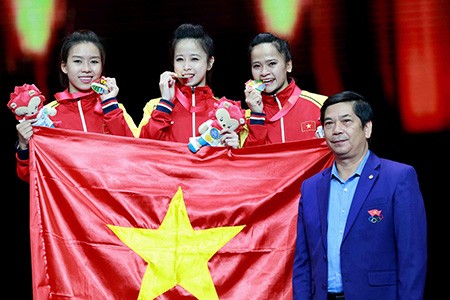 Cập nhật SEA Games (12-6): Điền kinh giành mưa... bạc, Việt Nam bị Thái Lan vượt mặt
