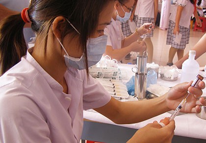 Bé trai tử vong do sốc nhiễm trùng