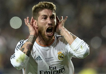 Ferdinand tố Ramos dùng Man Utd để mưu lợi