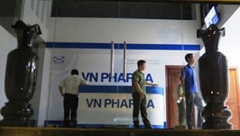 Thêm một lãnh đạo VN Pharma bị khởi tố tội buôn lậu