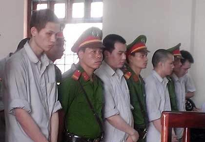 Vụ “quan tài diễu phố” - VKS: Con rể cựu chủ tịch tỉnh không liên quan