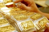Vàng trong nước đắt hơn thế giới gần 5 triệu đồng/lượng