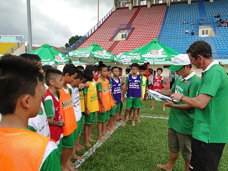 Học viện bóng đá NutiFood: 24 thí sinh vào vòng chung kết 2