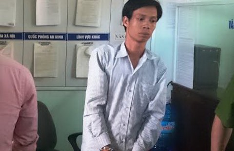Làm đám tang giả vì sợ “thảm sát”!