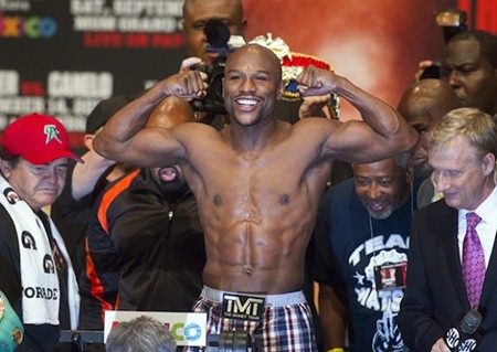 Mayweather và Rousey lại “kịch” sau”: 'Nồi đất mà đòi đổi nồi đồng'