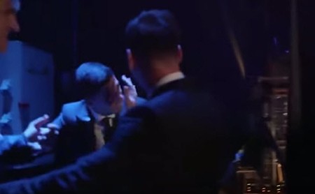 ‘Ngựa quen đường cũ’, Suarez đòi cắn… Messi
