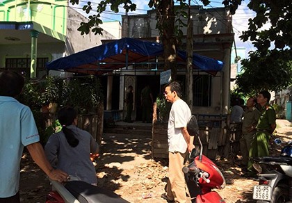 Anh đâm chết em ruột trên bàn nhậu