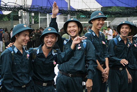 TP.HCM: Hơn 1.200 thanh niên tình nguyện nhập ngũ