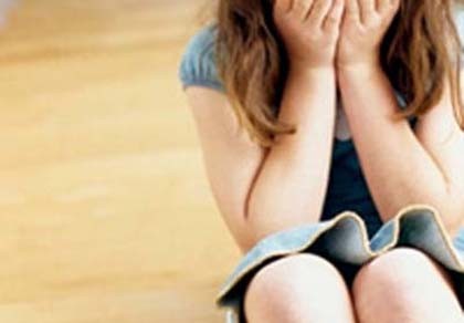 Bắt khẩn cấp nghi can hiếp dâm bé gái 8 tuổi