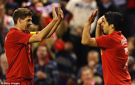Real Madrid ‘xúi’ Steven Gerrard làm loạn ở Liverpool