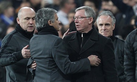 Mourinho cảm thấy sợ hãi khi biết Ferguson giải nghệ