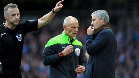 Chelsea nguy cơ bị phạt nặng vì trận cầu bạo lực