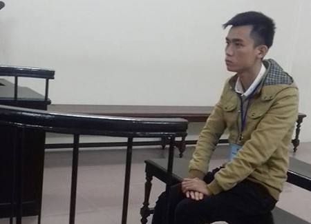 Bán vật phẩm game ảo, lừa lấy tiền thật
