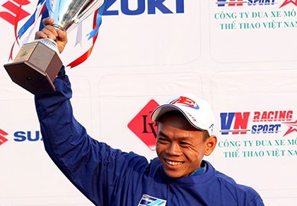Tay đua Nguyễn Ngọc Hồ đoạt suất dự Asian Tour Challenge 2016