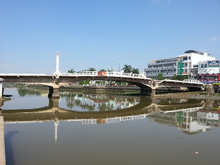 Vẫn sẽ đập cầu Đúc trăm tuổi Long An dù còn xài tốt