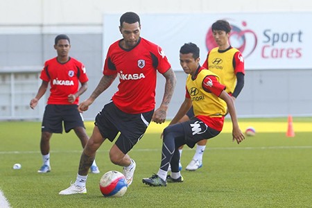 Cựu ngôi sao Arsenal thử việc ở Đông Nam Á