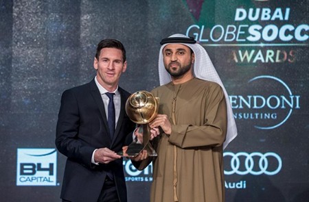 Cảnh sát 'xộ khám' vì tung thông tin riêng của Messi lên mạng