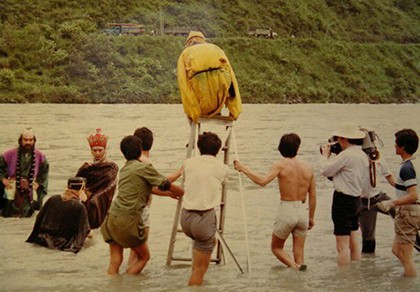Ảnh hậu trường thời quay phim thiếu thốn của 'Tây Du Ký'