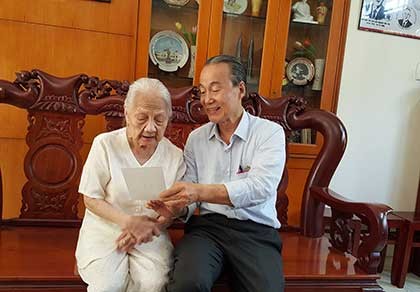 Nụ cười hiền của vợ cố luật sư Nguyễn Hữu Thọ