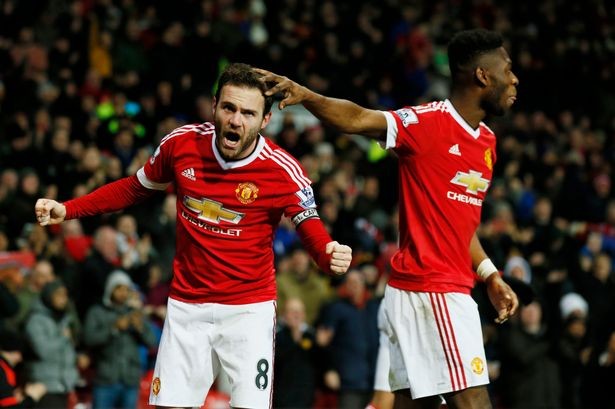Van Gaal suýt khiến M.U mất chiến thắng