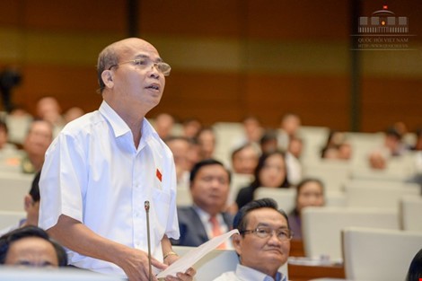 'Cử tri than các ông nói nhiều quá…'
