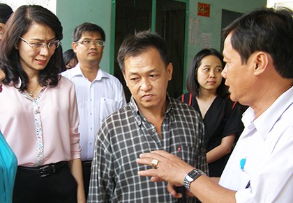 Vì sao phải phun thuốc diệt muỗi ngăn virus Zika trong Thảo Cầm Viên?