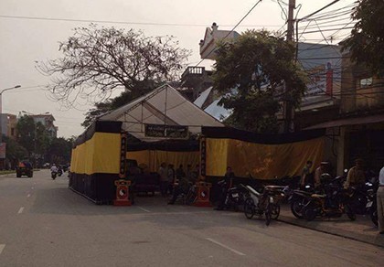 Một công an bị đâm chết trong phòng Gym
