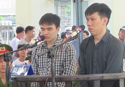 Dụ dỗ người đồng tính vào nhà rồi giết và cướp tài sản