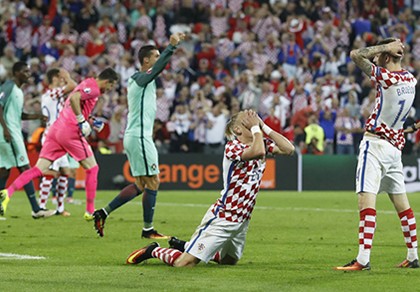 Croatia 0-0 Bồ Đào Nha (EAT 0-1): Sự cứu rỗi của Quaresma
