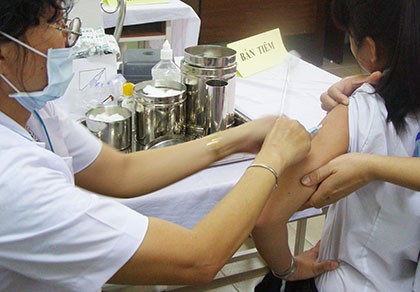 Kiểm tra công tác an toàn tiêm chủng, phát hiện nhiều sai phạm