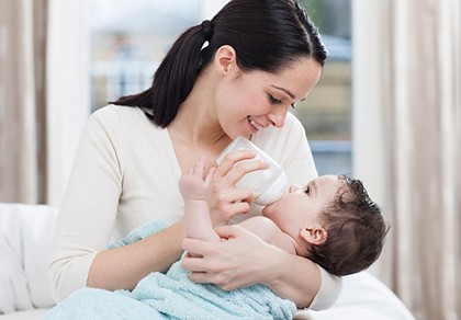 Mỗi lần cho con bú bằng... 3 tiếng đi bộ nhanh