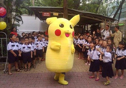 Xin hãy cho con quyền được khai trường