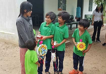 Mùa Trung thu đầu tiên của bọn trẻ “3 không”