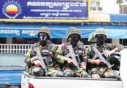 Ông Hun Sen “siết” phe đối lập trước bầu cử