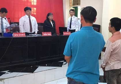 Không cột được tội giao cấu, tòa kết án dâm ô