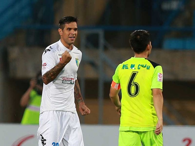 Hà Nội T&T lần 3 vô địch V-League