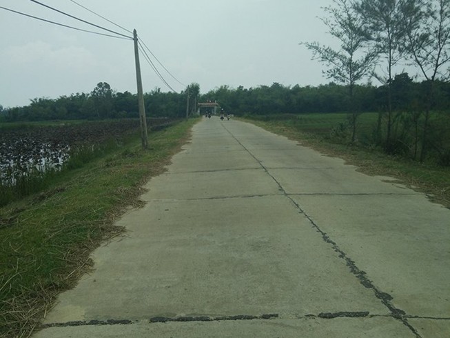 Mâu thuẫn 2 nhóm trai làng, nam thanh niên bị đánh hư mắt