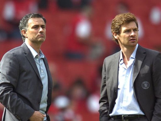 'Tôi yêu và thần tượng Mourinho'