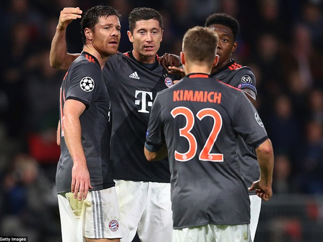 Bayern,Arsenal cùng ngược dòng ngoạn mục trên sân khách