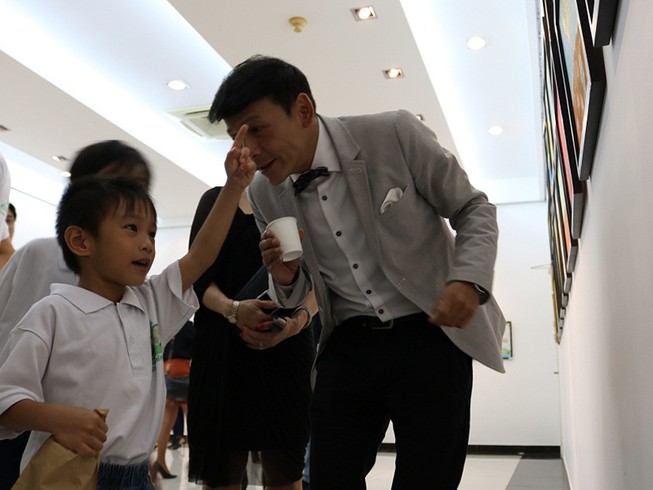 Buổi triển lãm 'lạ' gây quỹ bảo vệ động vật hoang dã