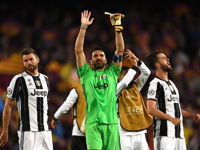 Juventus loại Barca bằng nghệ thuật phòng ngự Ý