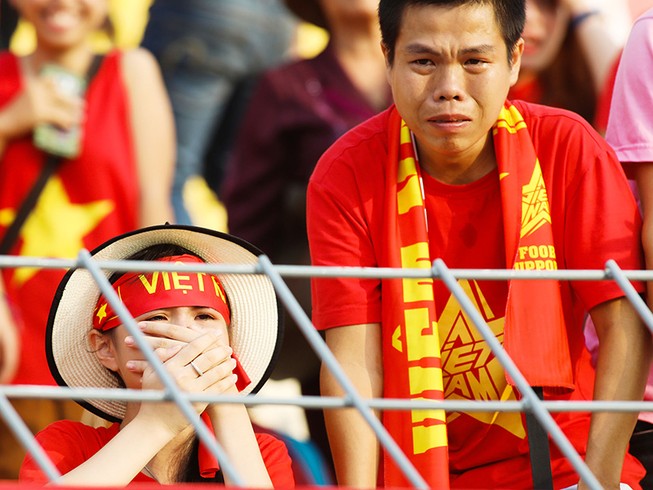 Kỳ 2: Vì sao HLV nào ngồi vào cũng bị phá?