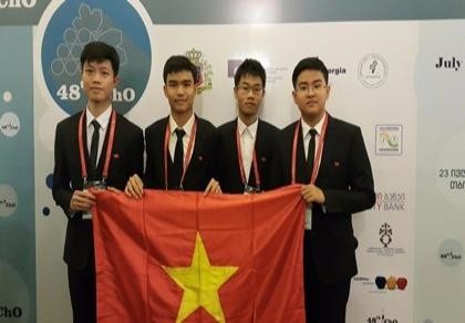 2 học sinh đoạt huy chương vàng Olympic Hóa học quốc tế
