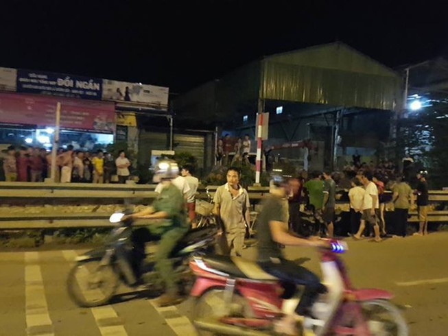 Băng qua đường sắt, thanh niên bị tàu hỏa đâm tử vong