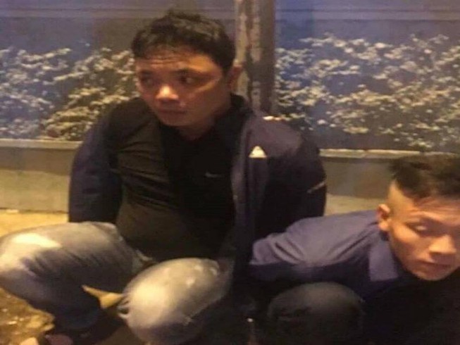 Mua ma túy về xài, 3 thanh niên bị bắt