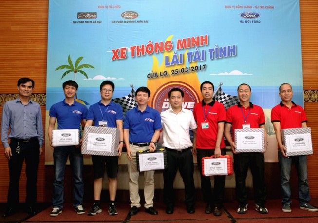 Ford: trải nghiệm “Xe thông minh – Lái tài tình”
